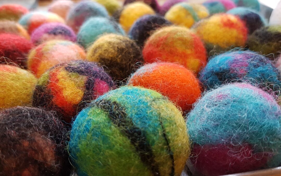 Eine Filzhalbkugel für Dich, eine für felto